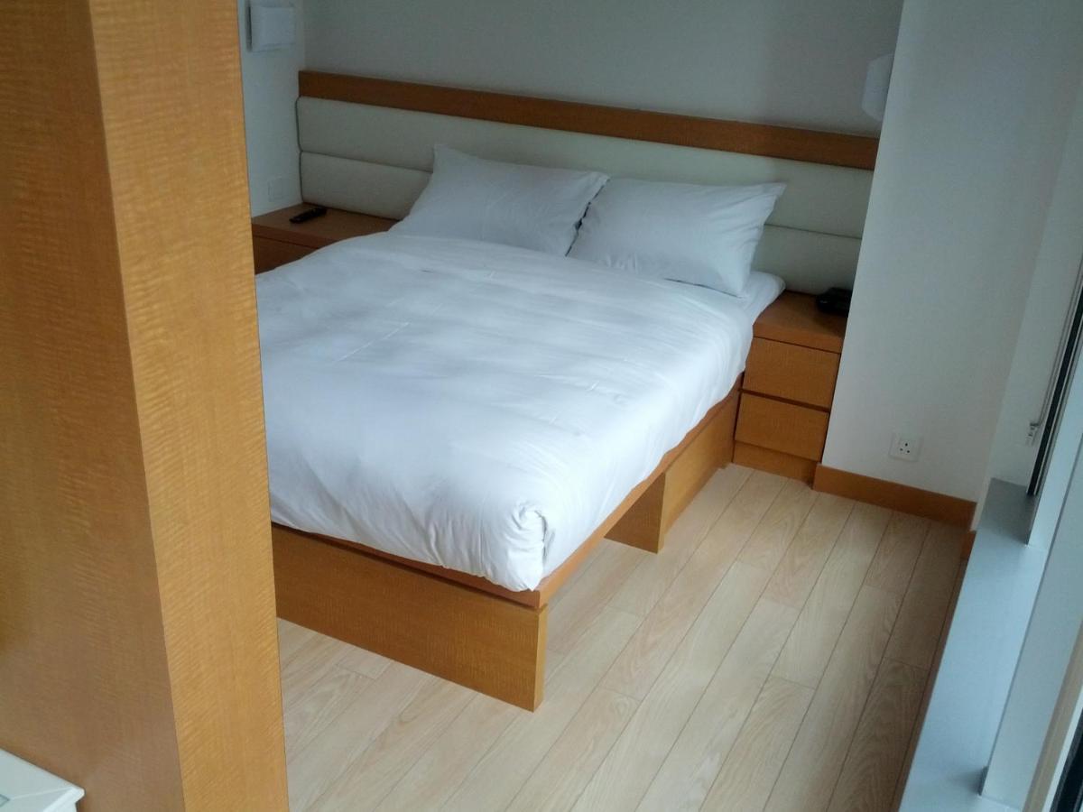 Mia Casa Hotel Хонконг Екстериор снимка