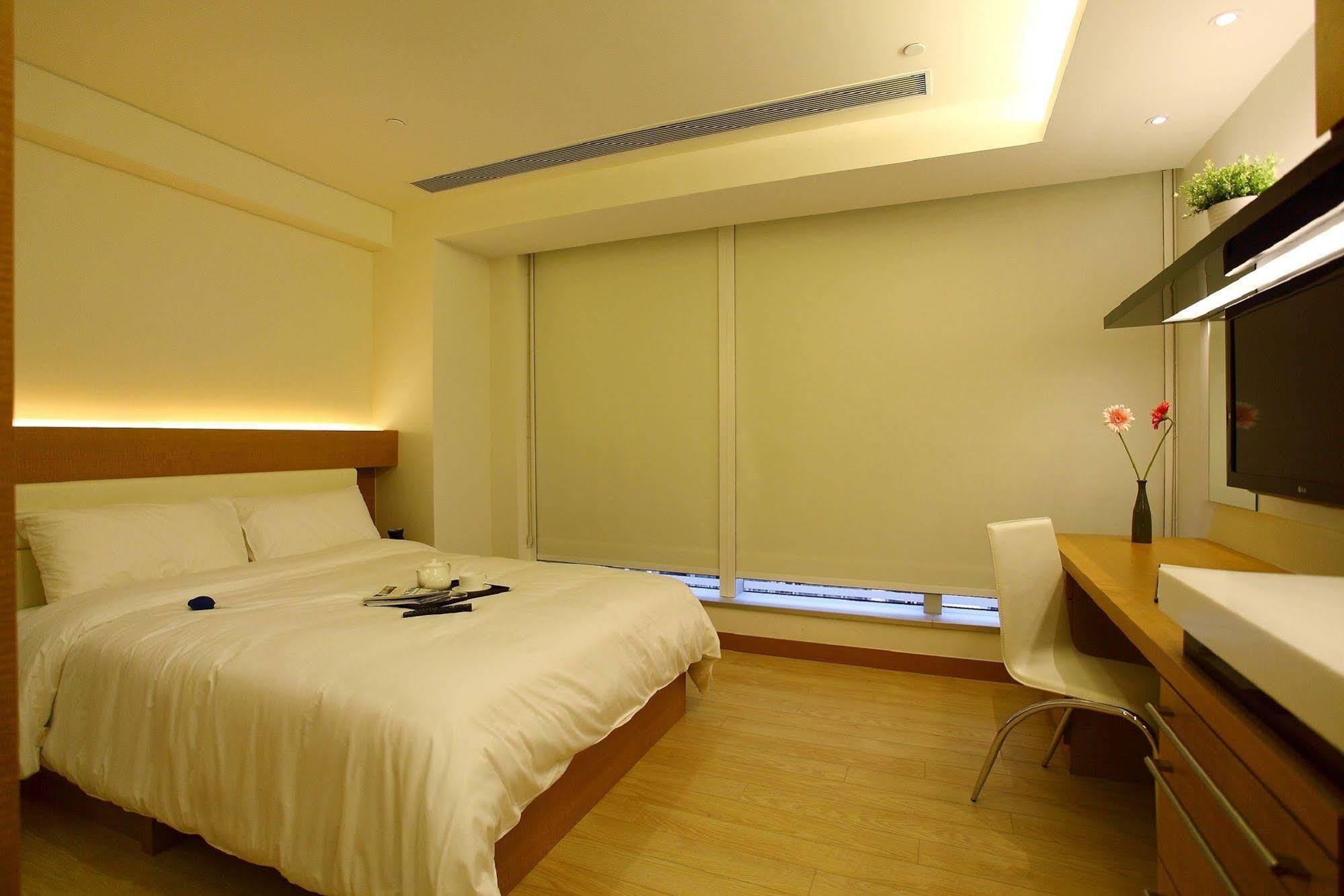Mia Casa Hotel Хонконг Екстериор снимка
